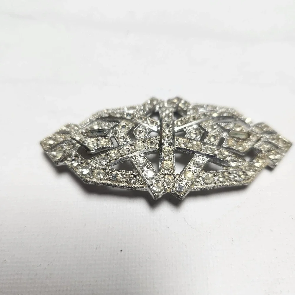 Vintage‎  Rhinestone Pot Metal Geometric Brooch Pin Clear Crystal Retro
